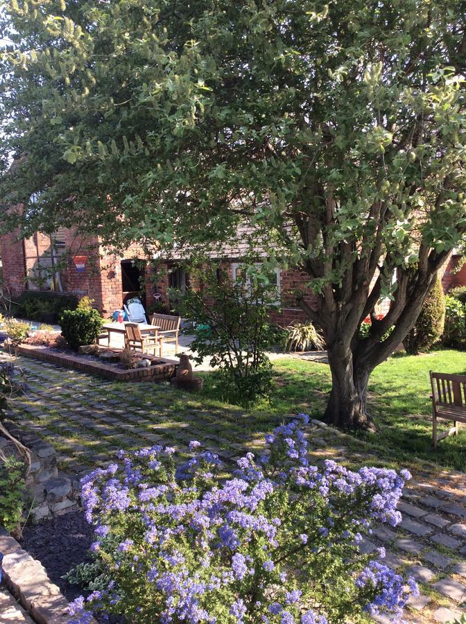 The Barn Bed And Breakfast Hale  Exteriör bild