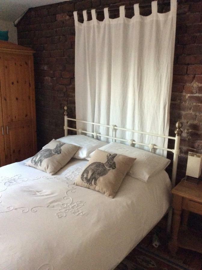 The Barn Bed And Breakfast Hale  Exteriör bild